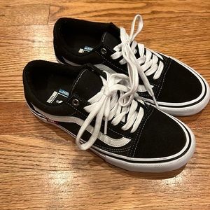 Vans ultracush pro, men’s 6, black & white